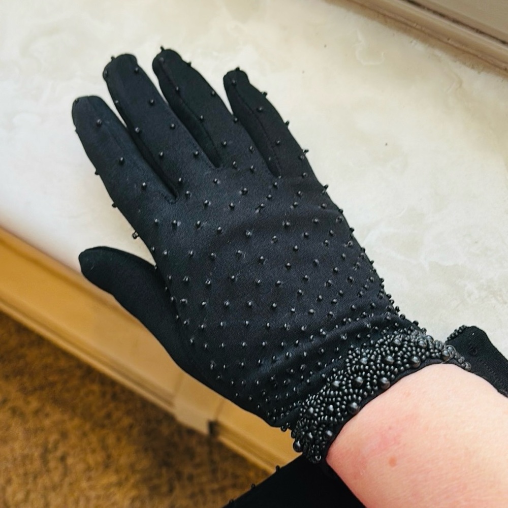 Vintage Lady Elaine black beaded wrist length dress gloves. NEW